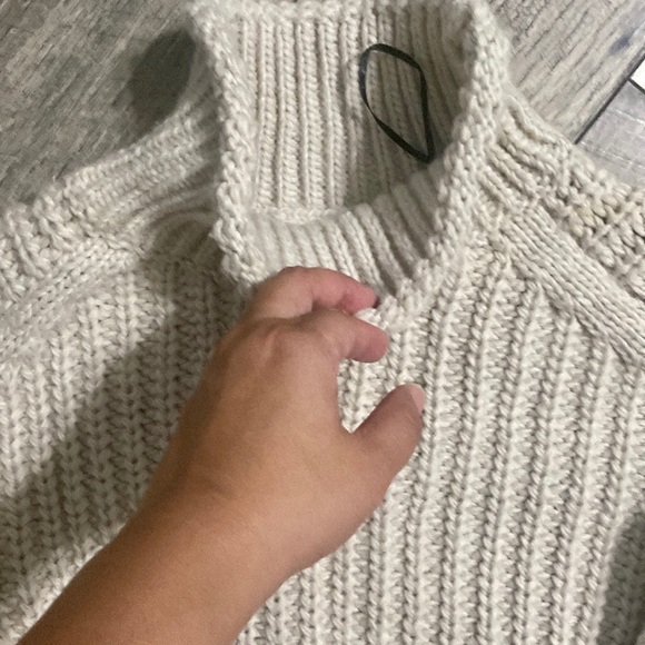 H&M Chunky Sweater - Picture 4 of 9